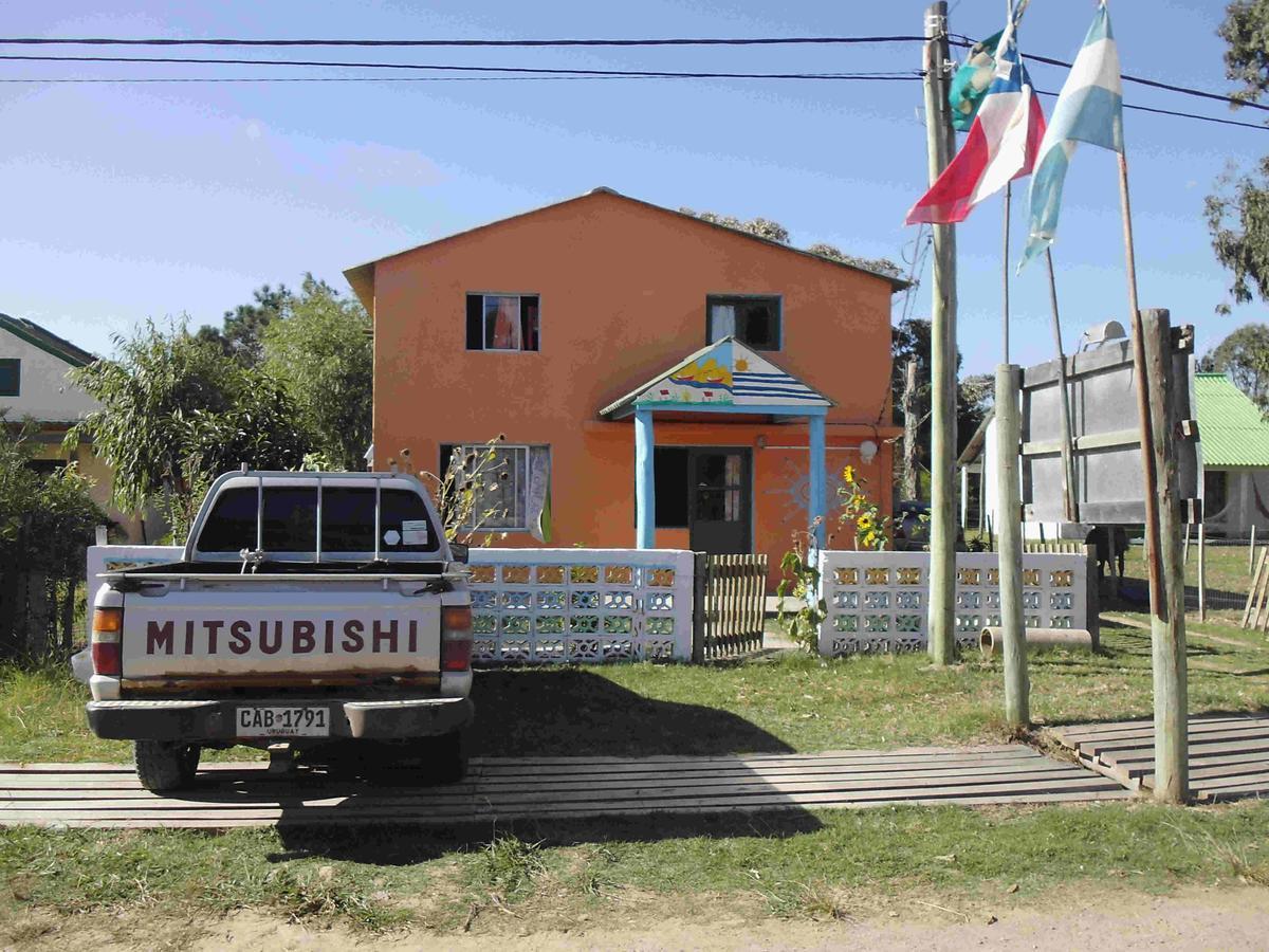 Hostel Lo De Milton Barra de Valizas Exterior foto